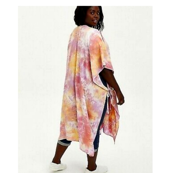 Plus size Torrid Ruana - Picture 3 of 4